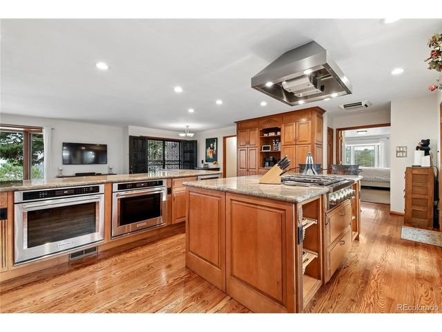 239 Dekker Dr, Golden, CO 80401