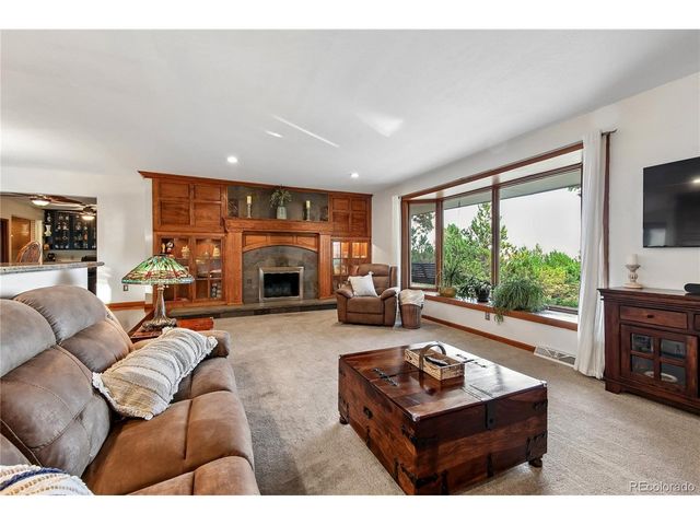 239 Dekker Dr, Golden, CO 80401