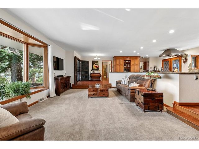 239 Dekker Dr, Golden, CO 80401