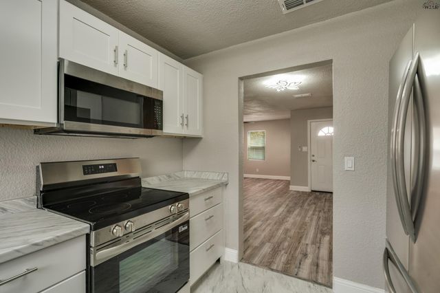 3010 AVENUE Q, Wichita Falls, TX 76309