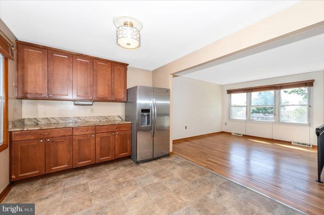 11584 LIBERTY OAK DR, Frederick, MD 21701