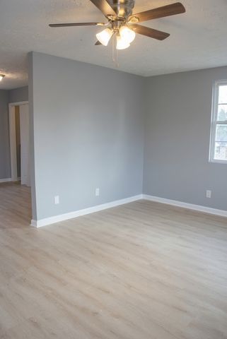 124 Penny Brink Dr, Antioch, TN 37013