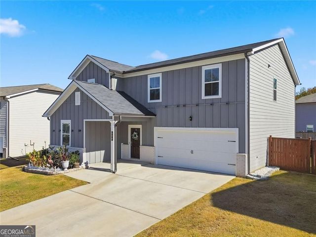 196 Summit Pointe Drive, Dallas, GA 30132