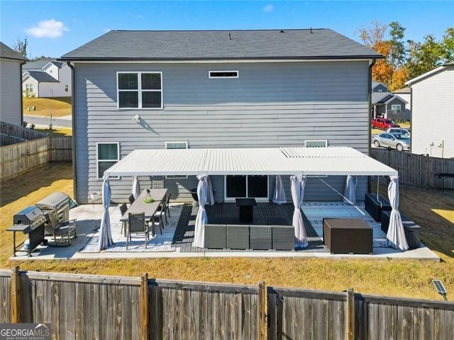 196 Summit Pointe Drive, Dallas, GA 30132