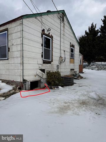 1737 N CULPEPER ST, Arlington, VA 22207