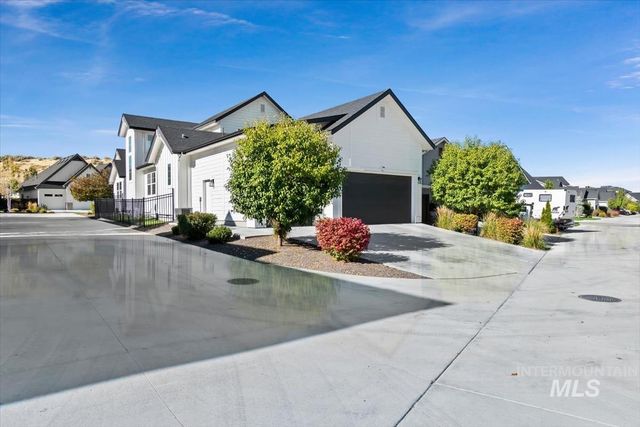 3166 W Antelope View Dr, Boise, ID 83714