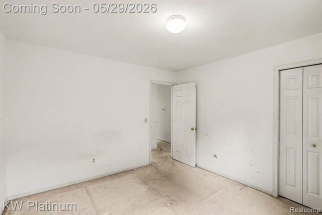 1614 Crestline Lane, Rochester Hills, MI 48307