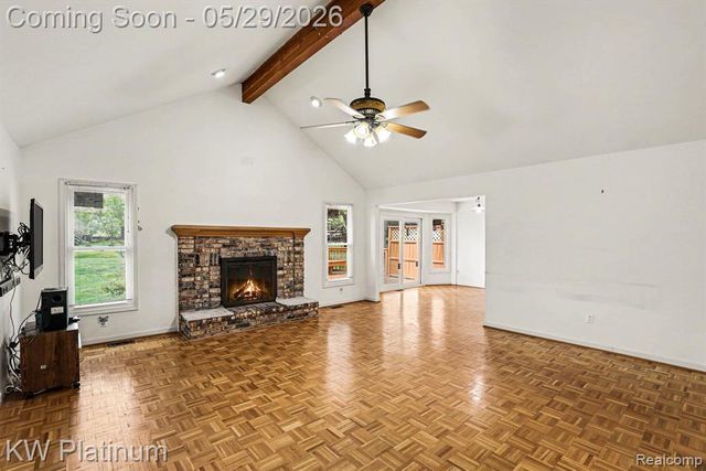 1614 Crestline Lane, Rochester Hills, MI 48307