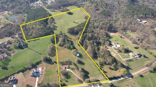 610 Loth Wages Road, Dacula, GA 30019