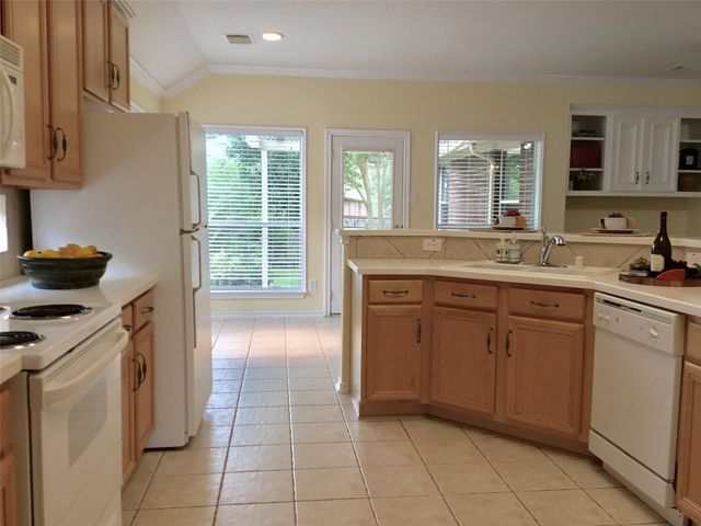114 N Queenscliff Circle, The Woodlands, TX 77382