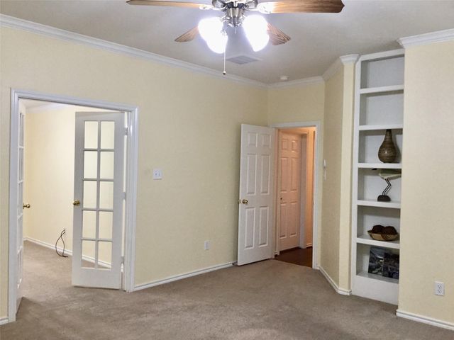 114 N Queenscliff Circle, The Woodlands, TX 77382