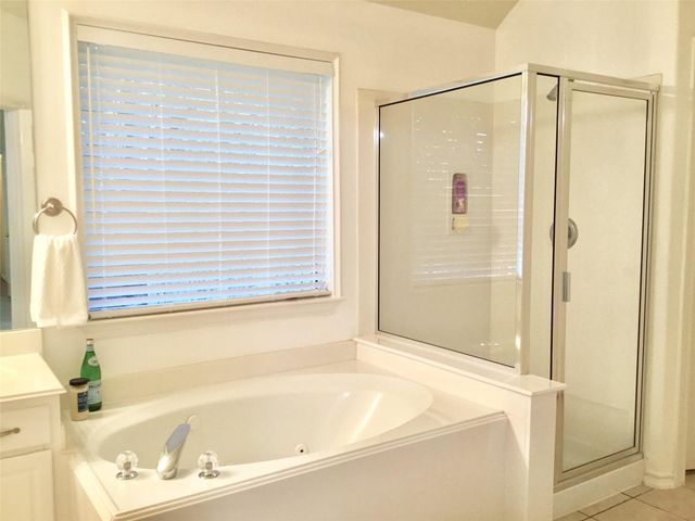 114 N Queenscliff Circle, The Woodlands, TX 77382