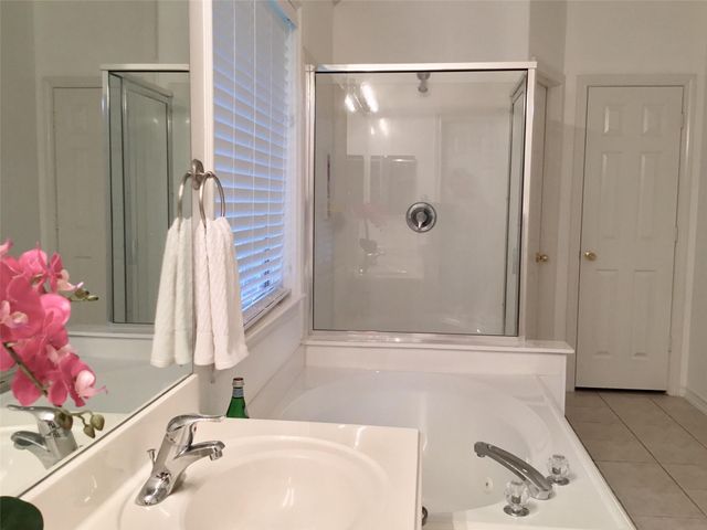 114 N Queenscliff Circle, The Woodlands, TX 77382