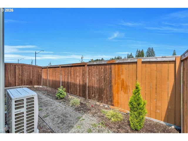 978 Ne 14TH St, Battle Ground, WA 98604