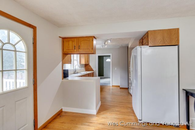 829 N Jefferson Street, Lowell City, MI 49331