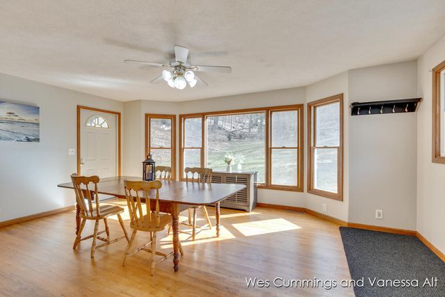 829 N Jefferson Street, Lowell City, MI 49331