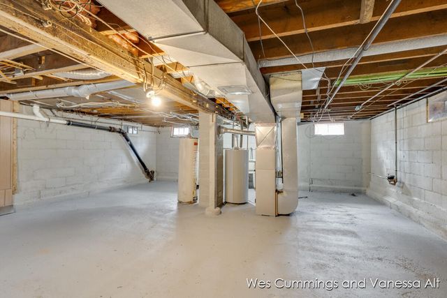 829 N Jefferson Street, Lowell City, MI 49331