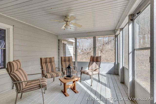 829 N Jefferson Street, Lowell City, MI 49331