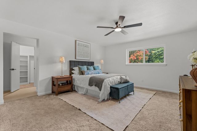 8209 Pearl Street, North Richland Hills, TX 76180