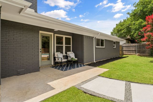 8209 Pearl Street, North Richland Hills, TX 76180