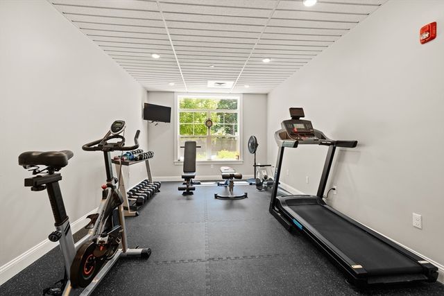 635 Old Post Road - Woodcrest Run 2-211, Sharon, MA 02067