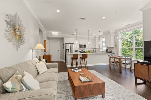 635 Old Post Road - Woodcrest Run 2-211, Sharon, MA 02067