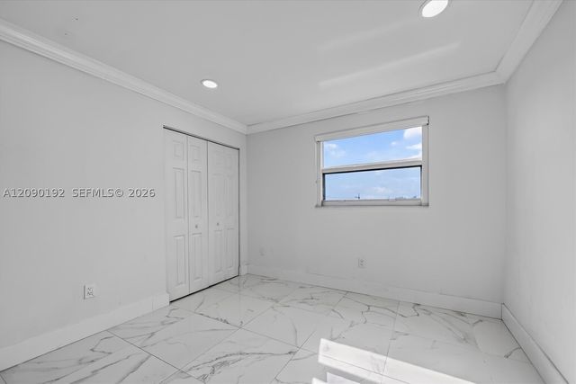 8075 NW 7th St 503, Miami, FL 33126