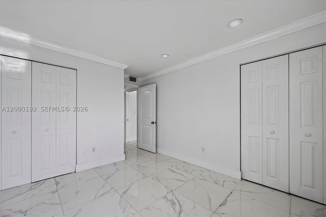 8075 NW 7th St 503, Miami, FL 33126