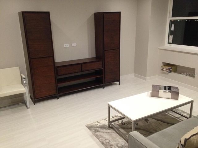 4015 BAYSHORE 17A, Tampa, FL 33611