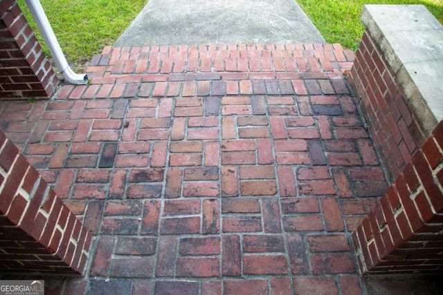 298 S Main Street, Baxley, GA 31513