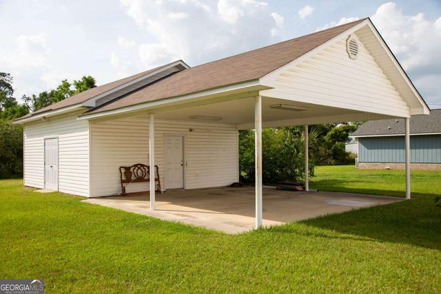 298 S Main Street, Baxley, GA 31513