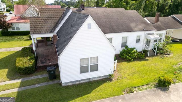 298 S Main Street, Baxley, GA 31513