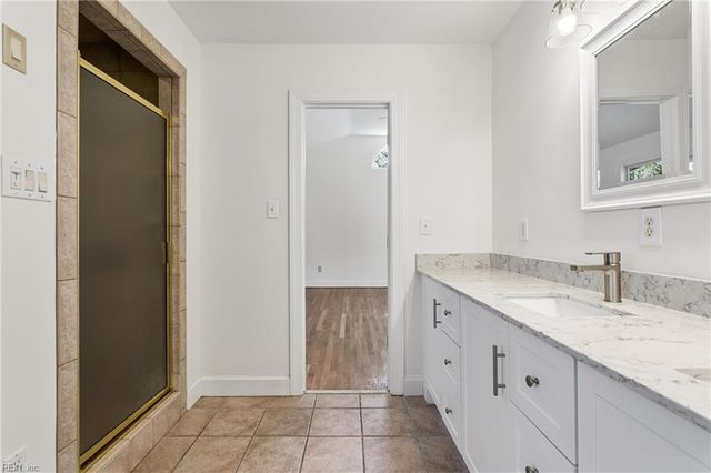 223 Shoe LN, Newport News, VA 23606