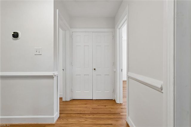 223 Shoe LN, Newport News, VA 23606