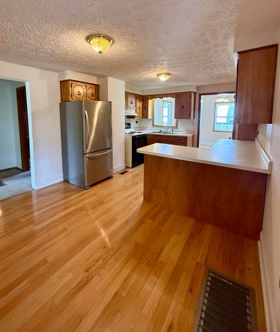 276 Evergreen Road, Flat Lick, KY 40935