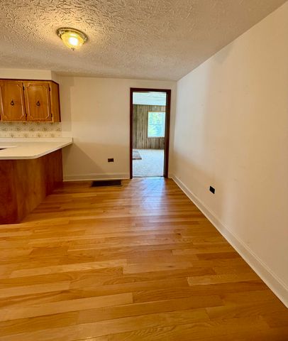 276 Evergreen Road, Flat Lick, KY 40935