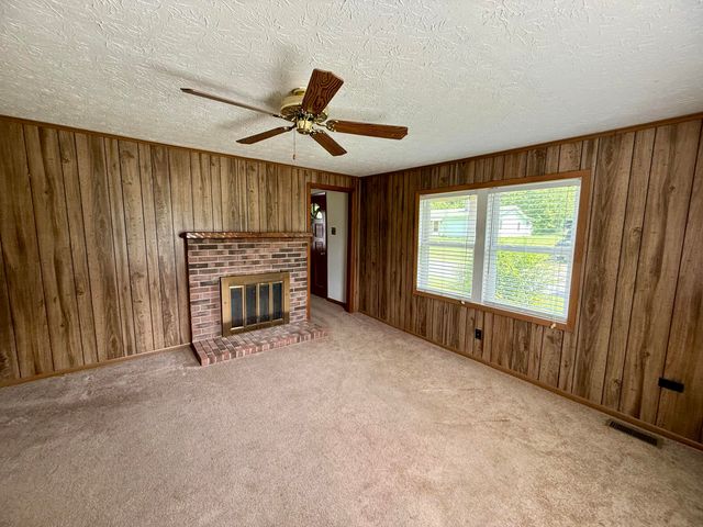 276 Evergreen Road, Flat Lick, KY 40935