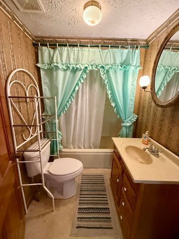 276 Evergreen Road, Flat Lick, KY 40935