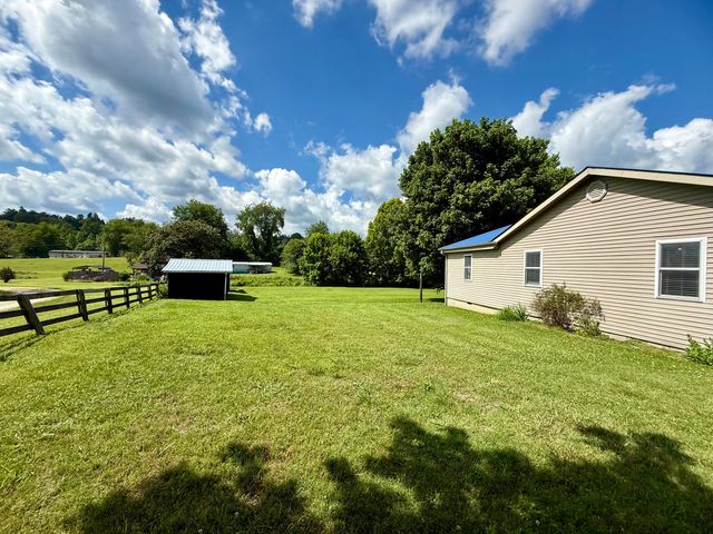 276 Evergreen Road, Flat Lick, KY 40935
