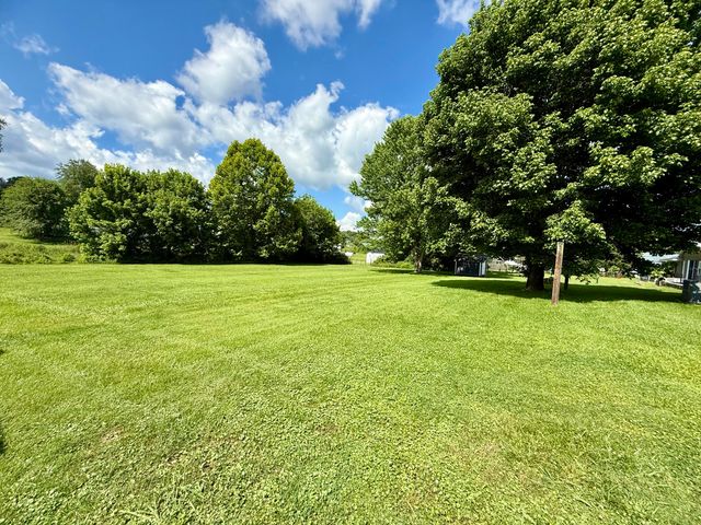 276 Evergreen Road, Flat Lick, KY 40935