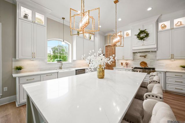 14074 Lovett Rd, Baton Rouge, LA 70818