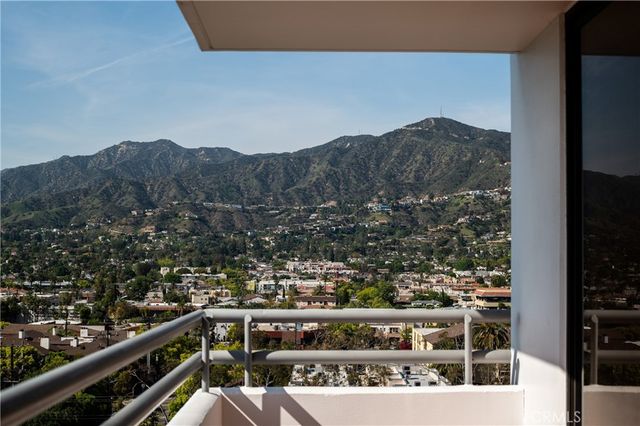 345 Pioneer Drive 905, Glendale, CA 91203
