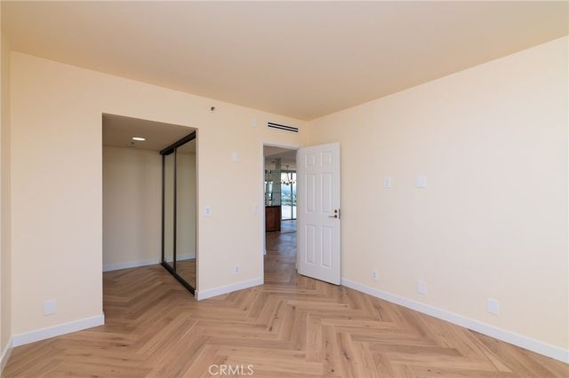 345 Pioneer Drive 905, Glendale, CA 91203