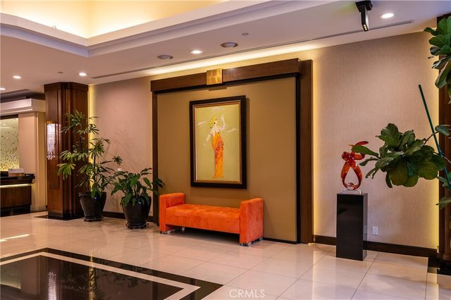 345 Pioneer Drive 905, Glendale, CA 91203