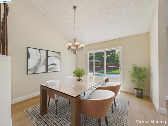 1546 Ohara Ct, Clayton, CA 94517