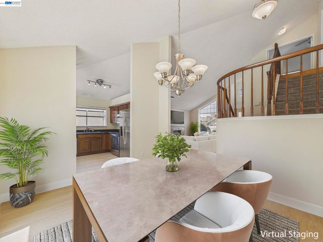 1546 Ohara Ct, Clayton, CA 94517