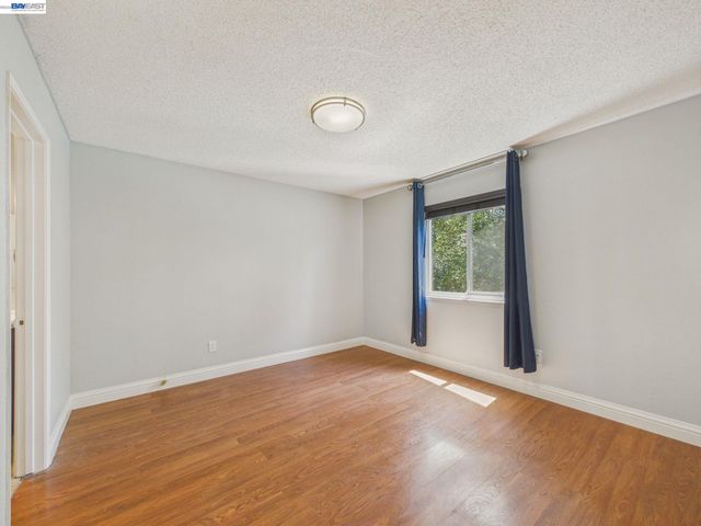 1546 Ohara Ct, Clayton, CA 94517