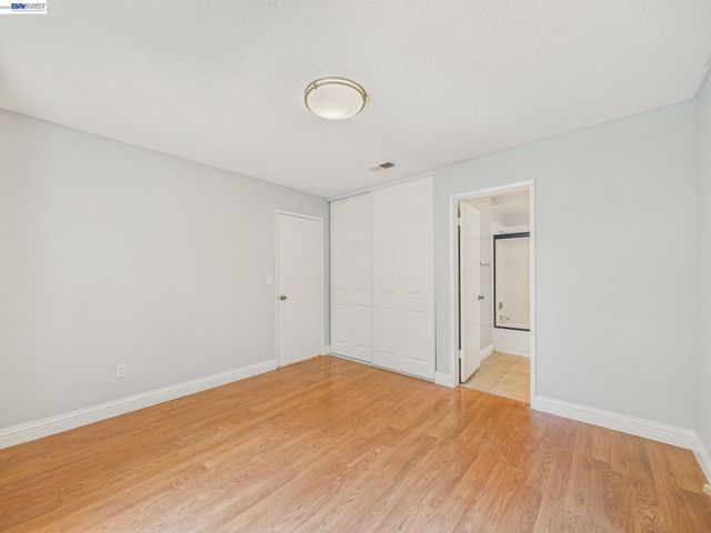 1546 Ohara Ct, Clayton, CA 94517