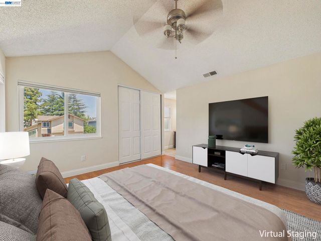 1546 Ohara Ct, Clayton, CA 94517