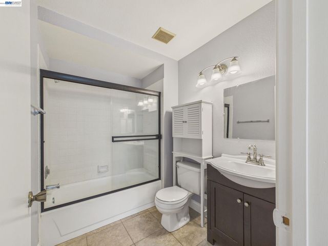 1546 Ohara Ct, Clayton, CA 94517